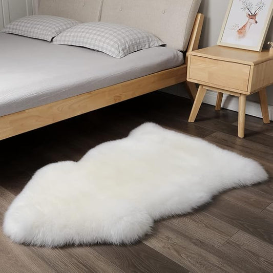 Premium Genuine Fur Sheepskin Rug Real Australia Sheepskin Natural Luxury Fluffy Lambskin Fur Area Rug Seat Covers for Kids Bedroom Sofa Chair Cover (Creamy White, Single Pelt/2ft x 3ft)