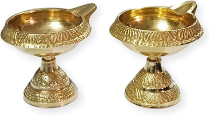 athizay Brass Standing Diya Set – Pack of 2 Traditional Indian Oil Lamps for Pooja, Diwali & Spiritual Decor | Solid Brass Vilakku for Gifting