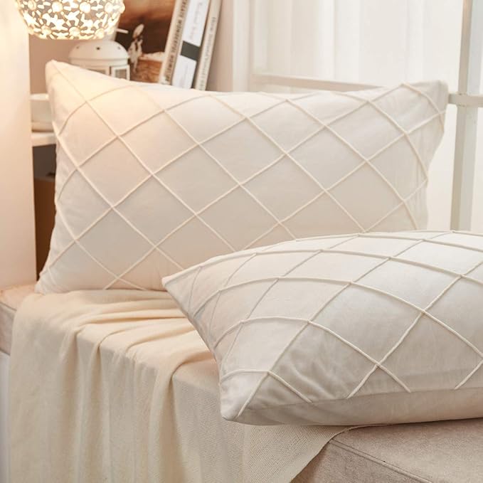 JAUXIO Diamond Pinch Pleated Crystal Velvet Pillowcases 2 Pack Solid Pintuck Throw Cushion Cover for Home Decor Hidden Zipper Closure (Cream, King)