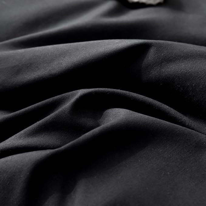 ROSGONIA Oversized King Comforter 128x120, 3pcs Super King Plus (1 Black Comforter & 2 Pillowcases) Lightweight Oversized King Bedding Set Blanket