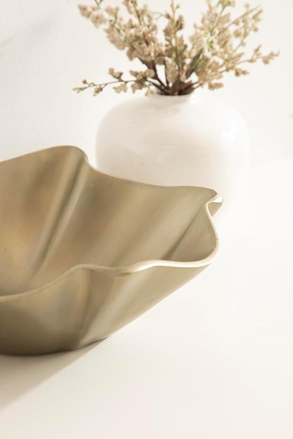 Kate and Laurel Flutte Scalloped Decorative Metal Serving Bowl, 10 x 10 x 3, Antique Brass, Modern Wavy Fruit Bowl for Kitchen Counter or Use as Tabletop Storage for an Entryway Table