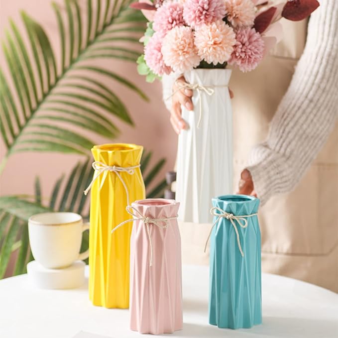Ceramic Flower Blue 9.5" H x 3.9" W Vase Modern Home Decor Vases for Centerpieces Minimalist Farmhouse Cute Decorative Flowers Tulip Pampas Grass Vase for Table Bathroom Shelf