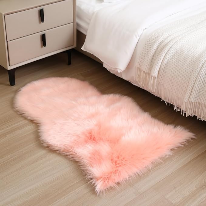 Faux Fur Small Rug 2 x 3 ft Pink Shaggy Sheepskin Machine Washable Fuzzy Area Rug Super Soft Fluffy Plush Carpet for Bedroom Living Room Floor Nursery Kids Room Bedside Rug