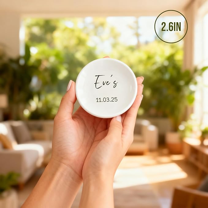 Personalized Mr and Mrs Ring Dish, Custom Ceramic Jewelry Dish, Holder Ring Holder for Friends,Birthday Mother's Day Christmas New Year Gift, Engrave Names, Dates or Special Messages 2.6 Inches, 2PCS