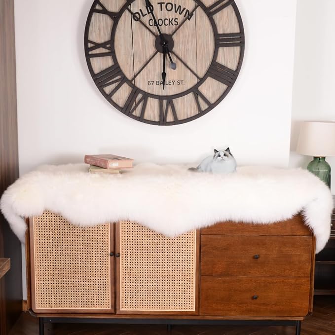 Premium Genuine Fur Sheepskin Rug Real Australia Sheepskin Natural Luxury Fluffy Lambskin Fur Area Rug Seat Covers for Kids Bedroom Sofa Chair Cover (Creamy White, Double Pelt/2ft x 6ft)