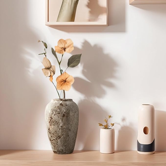 Decorative Ceramic Vase- Classic Antique Home Decor Ornament, Elegant Décor Showpiece for Interior Design, Mantel Tabletop Sculptural Vessel | Collectible Vintage Vasefor Bookshelf Kitchen