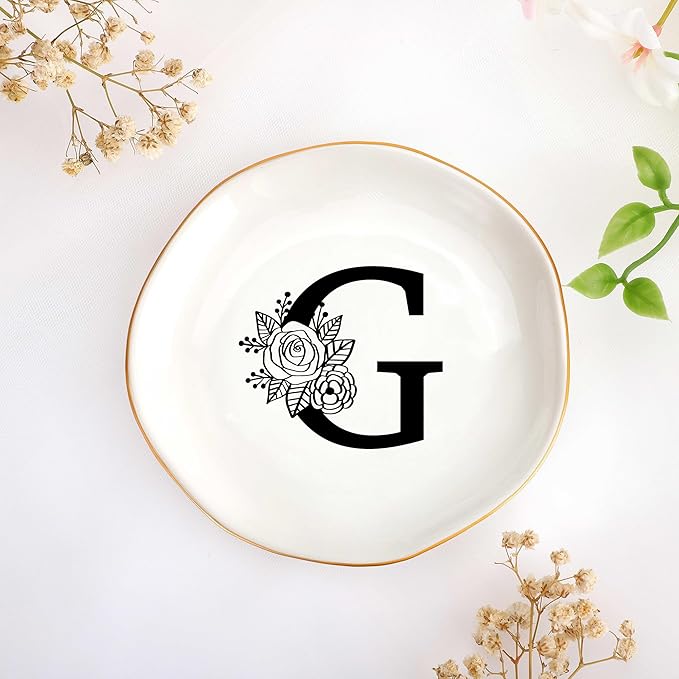 JoycuFF Initial G Ceramic Jewelry Tray, Bridesmaid Bride Gifts, Mothers Day Christmas Anniversary Engagement Birthday Gifts for Women Couples, Trinket Dish for Rings Earrings Necklaces Bracelets Keys