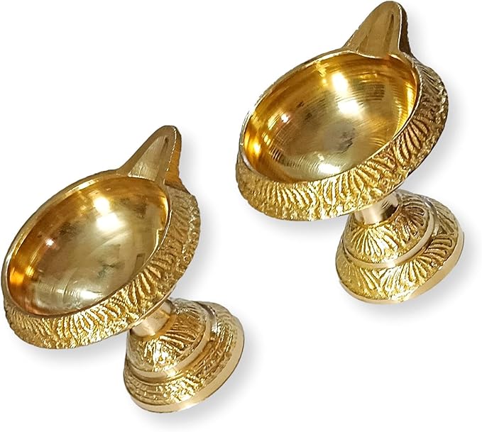 athizay Brass Standing Diya Set – Pack of 2 Traditional Indian Oil Lamps for Pooja, Diwali & Spiritual Decor | Solid Brass Vilakku for Gifting