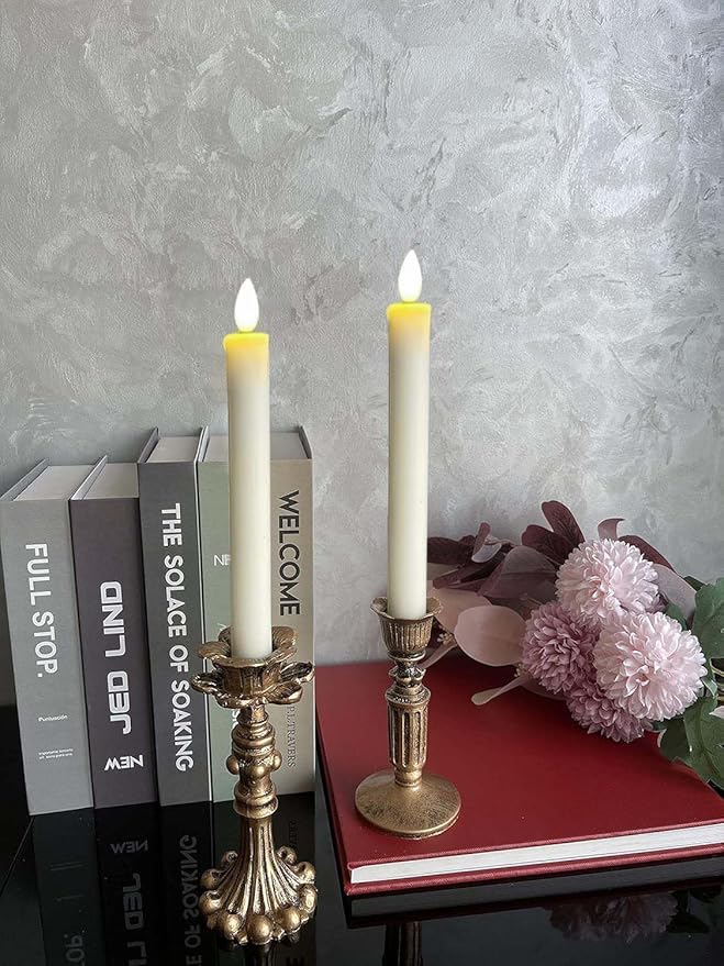 French Nostalgic Floral Resin Candle Holder Antique Bronze/Furniture Decoration/Retro Ornaments Candlestick (A)
