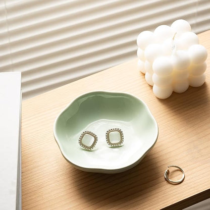 Ceramic Ring Dish Flower Jewelry Holder Dish Cute Jewelry Dish Tray Trinket Dish Small Decorative Tray Key Bowl Room Decor Aesthetic for Mom Best Friend Sister (Green)