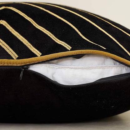 Avigers 18 x 18 Inch Black Gold Striped Geometric Lines Embroidery Velvet Cushion Case Luxury Modern Throw Pillow Cover Decorative Pillow for Couch Living Room Bedroom Car 45 x 45cm