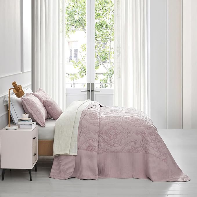 CHIXIN Oversized Bedspread Coverlet Set King Size - Lightweight Bedding Cover - Beautiful Stitching - 4 Piece Reversible Bedspread - Gorgeous Damask Paisley Pattern (King, Pale Rose)