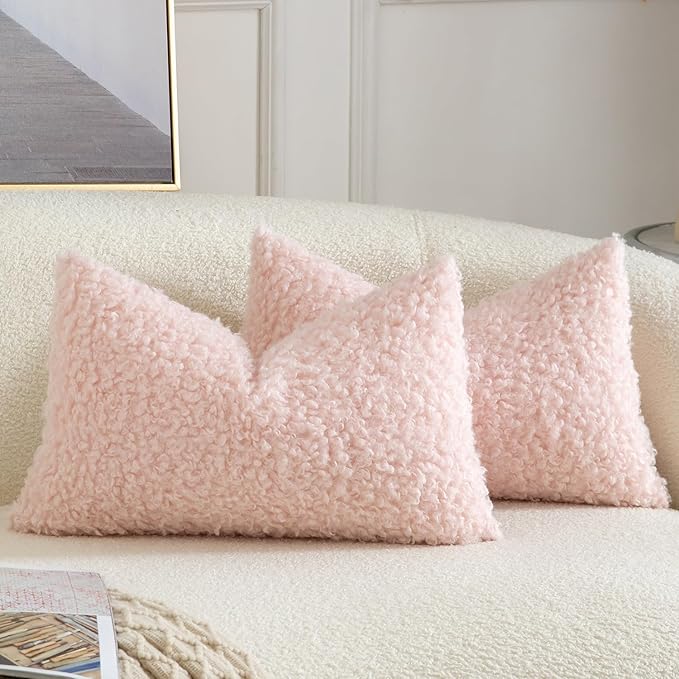 Yaertun Pack of 2 Faux Fur Throw Pillow Covers Decorative Sherpa Boucle Pillow Covers Fuzzy Soft Pillowcases Sheepskin Fleece Cushion Case for Couch Sofa Bed Living Room 12x20 Inch Pink