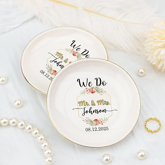 Custom Couple Jewelry Dish Engagement Gifts for Bride and Groom, Personalized Wedding Ring Holder, Mr and Mrs Ceramic Tray, Newlywed Trinket Plate, Gift for Wife Husband Anniversary