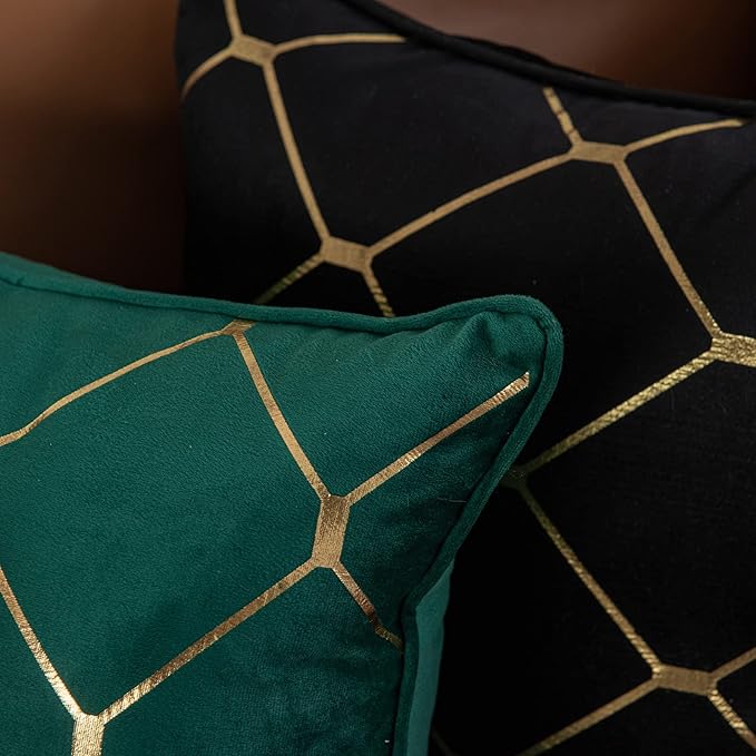 WACOMECO Gold Throw Pillow Covers, Pack of 2 Soft Velvet Decorative Cushion Covers for Couch Sofa Home Decoration, Emerald Green, 18x18 Inch
