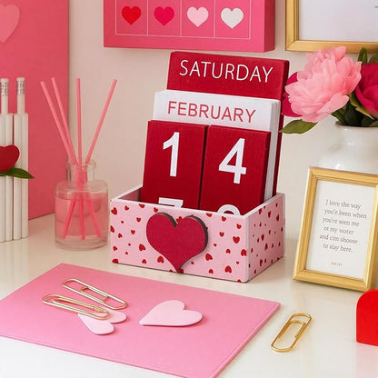 Heart Wood Block Perpetual Calendar Valentine's Day Desk Decor Cute Month Week Date Display Decorative Block Calendar for Women Office Home Desk Gift for Women