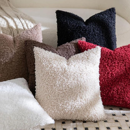 Yaertun Pack of 2 Faux Fur Throw Pillow Covers Decorative Sherpa Boucle Pillow Covers Fuzzy Soft Pillowcases Sheepskin Fleece Cushion Case for Couch Sofa Bed Living Room 22x22 Inch Beige
