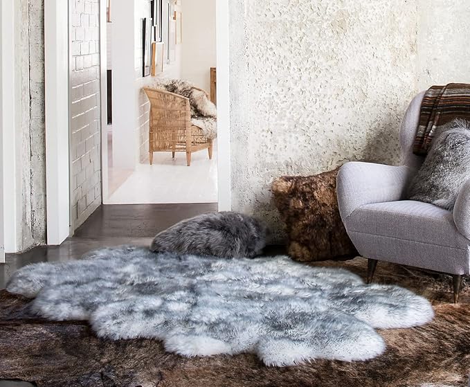 HUAHOO Premium Genuine Sheepskin Rug White Grey Real Australia Sheepskin Natural Luxury Fluffy Lambskin Fur Area Rug Seat Covers for Kids Bedroom Sofa Chair Cover Quarto Pelt/4' x 6' Wolf Tip