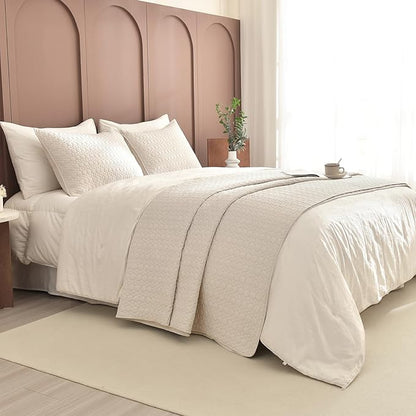 Sanracie Oversized Queen Quilt 102"*118",100% Cotton Bedspread Coverlet Lightweight Wheat Colored Extra Large 3Pcs Circular Quilting Queen bedspreads Cozy Cloud Quilt Bedding for All Season