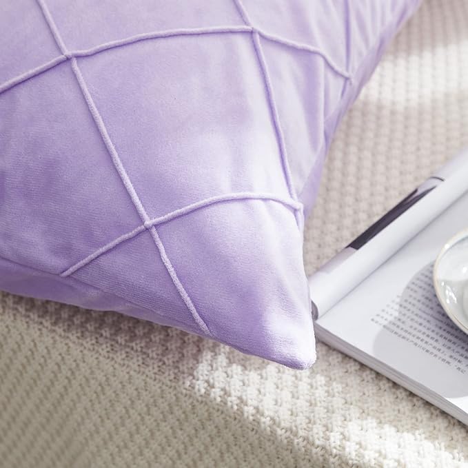 JAUXIO Diamond Pinch Pleated Crystal Velvet Pillowcases 2 Pack Solid Pintuck Throw Cushion Cover for Home Decor Hidden Zipper Closure (Lilac, King)