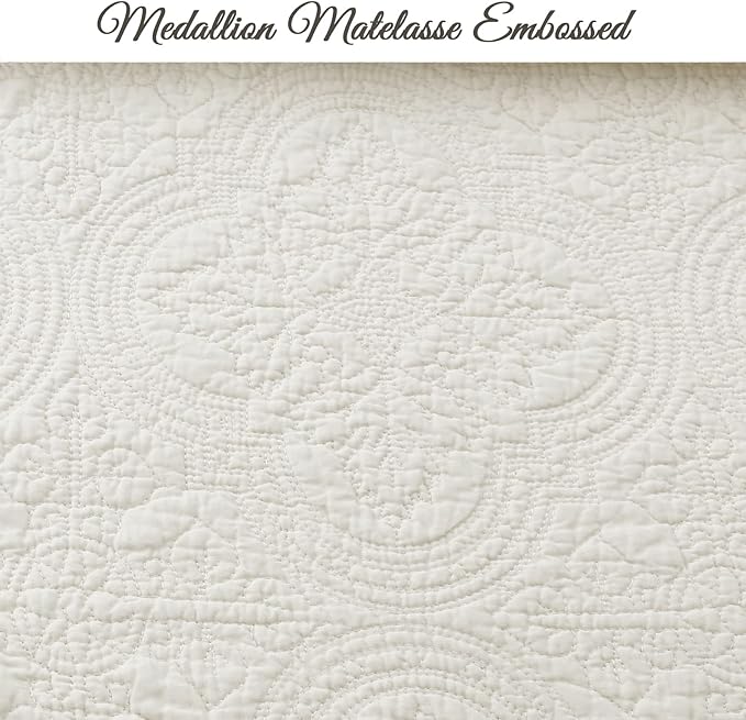 Cozy Line Home Fashions 100% Cotton Medallion Off White Matelasse Embossed Bedding Quilt Set, Reversible Lightweight Bedspread, Coverlet for All Season (Blantyre - Ivory, King - 3 Piece)