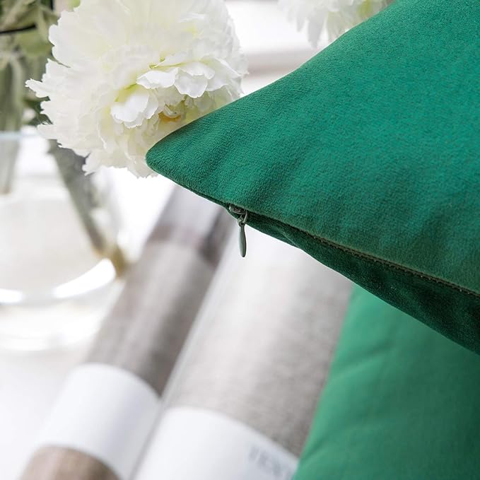 Phantoscope Pack of 2 Velvet Decorative Throw Decorative Pillow Cover Soft Solid Square Cushion Case for Couch Emerald Green 20 x 20 inches 50 x 50 cm