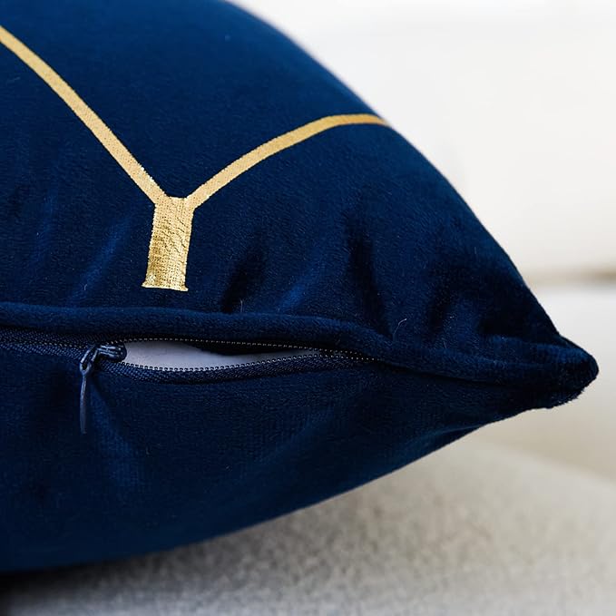 WACOMECO Gold Throw Pillow Covers, Pack of 2 Soft Velvet Decorative Cushion Covers for Couch Sofa Home Decoration, Navy Blue, 18x18 Inch