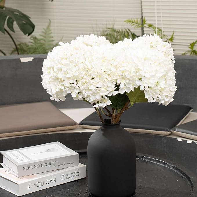 Metal Matte Black Vase 8.7 inch Tall Iron Frosted, Pampas Grass Vase for Centerpieces Minimalist for Home Wedding Boho Décor