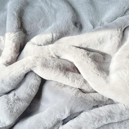 Faux Fuzzy Washable Fur Area Rugs for Bedroom 3x5 Silver Gray Fluffy Rug for Living Room Cute Room Nursery Rug