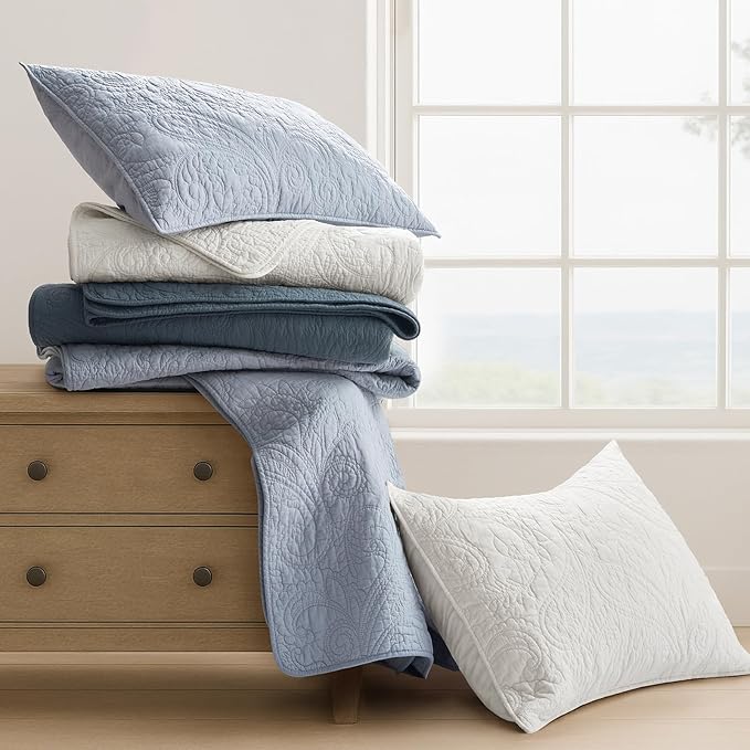 EVERGRACE 100% Cotton Paisley Quilt Set, Queen Size 3 Piece Set – Prewashed Lightweight Bedspread with 2 Shams, Soft & Breathable Matelasse Coverlet for All-Season Comfort, Bright White