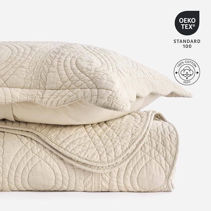 EVERGRACE 100% Cotton Scallop Quilt Set, King Size 3 Piece Set – Lightweight Bedspread with 2 Shams, Soft Prewashed Matelasse Coverlet for Cozy and Elegant Bedding, Flax Beige