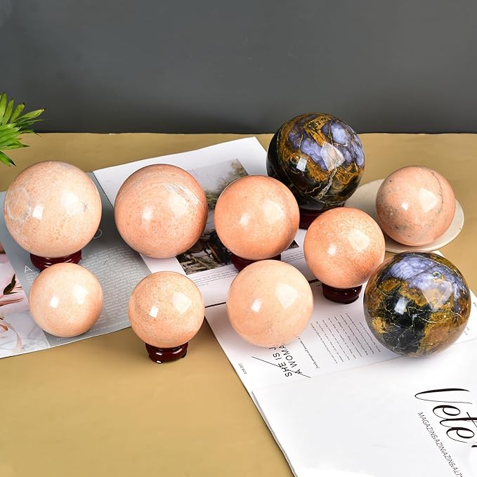 JIC Gem Big Sparkling Quartz Crystal Ball Sunstone Healing Crystal Gemstone Sphere with Decorative Wooden Stand for Meditation Gifts Decoration (80-90mm)