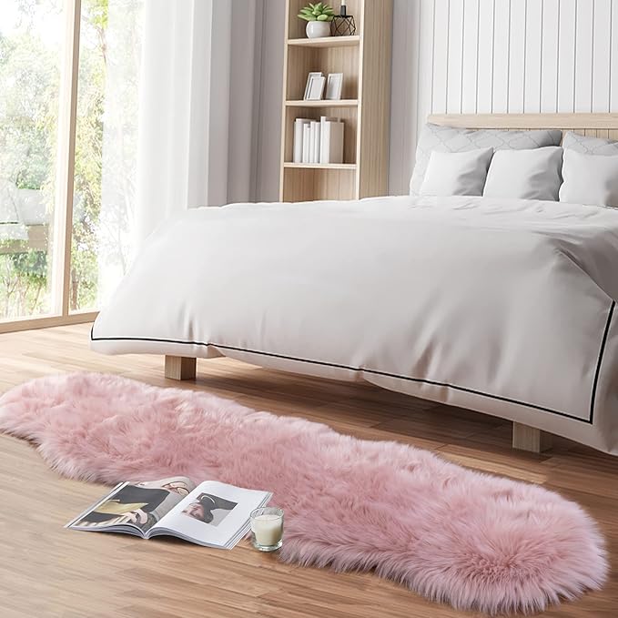 Faux Fur Rug for Bedroom, Fluffy Runner Rugs Soft Sheepskin Rug Sofa Couch Seat Cushion, 2x6ft Grey Plush Area Rug Shag Rugs Floor Carpets for Nursery Bedside, Cute Shaggy Fuzzy Home Decor