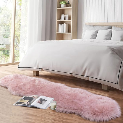 Faux Fur Rug for Bedroom, Fluffy Runner Rugs Soft Sheepskin Rug Sofa Couch Seat Cushion, 2x6ft Grey Plush Area Rug Shag Rugs Floor Carpets for Nursery Bedside, Cute Shaggy Fuzzy Home Decor