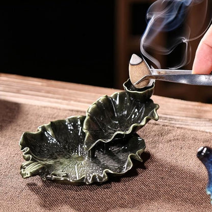 Waterfall Incense Cone Holder Lotus and Frog Bronze Backflow Insense Burner Metal Incense Holder Aromatherapy Ornament Home Decoration