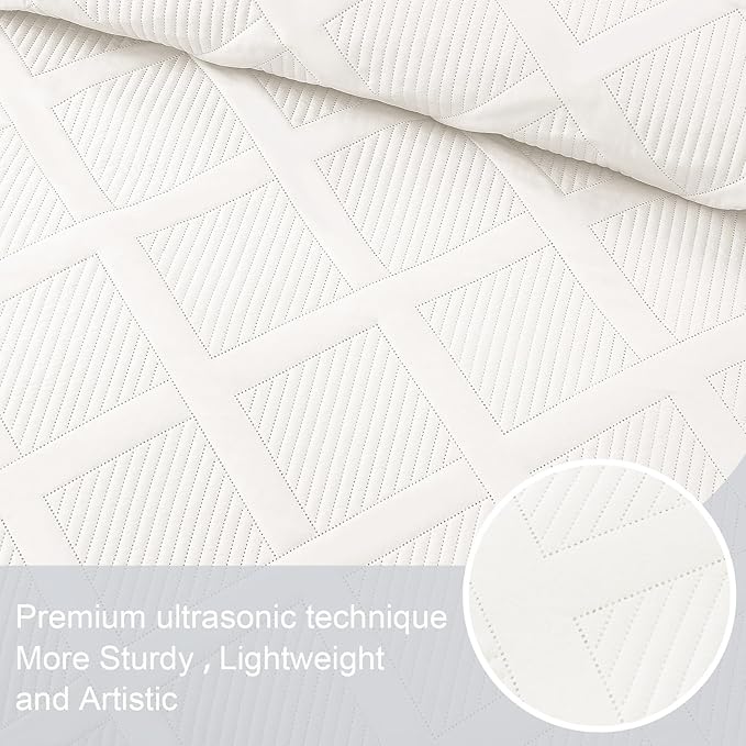 Exclusivo Mezcla Twin Size Quilt Set - White Quilts Bedding Set with 2 Pillow Shams, Modern Bedspread with Striped Pattern, Soft Lightweight Bedspreads Coverlets for All Seasons