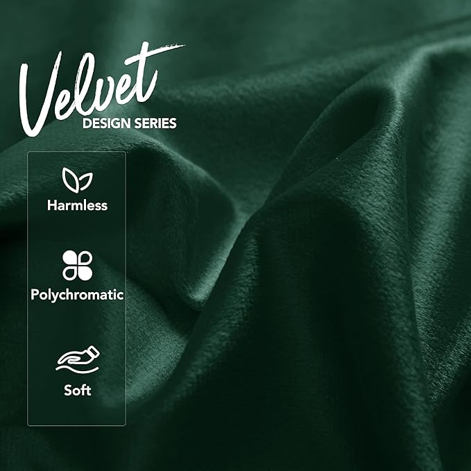 Deconovo Velvet Throw Pillow Covers 16x16 Inch, Decorative Soft Couch Pillow Covers for Home Decor Sofa Car Living Room Bedroom, Set of 2, Emerald Green