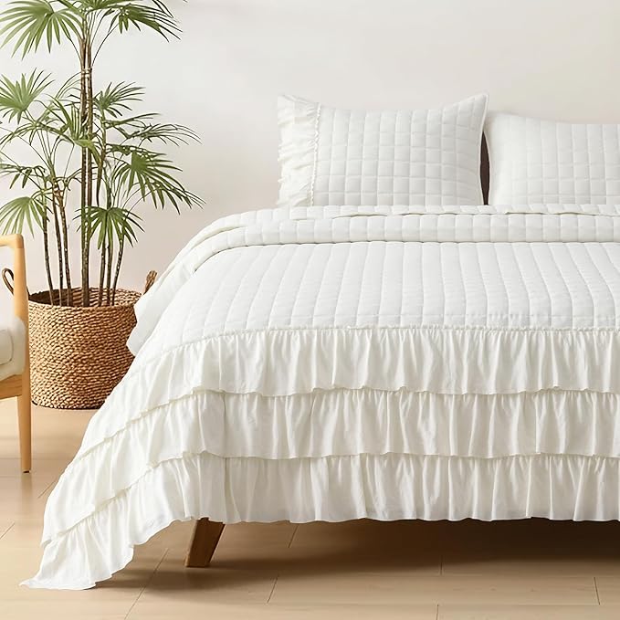 HORIMOTE HOME Ivory Ruffled Quilt Set King Size, Classic Geometric Square Stitched Pattern, Pre-Washed Farmhouse Shabby Chic Microfiber Lightweight Bedding Set Bedspread Coverlet for All Season