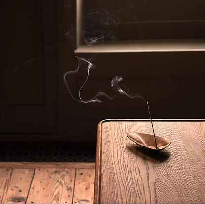 Aesop Murasaki Aromatique Incense | Fresh, Woody Resins of Hinoki and Warm Spice | with Kanuma Pumice Holder | 33 Sticks