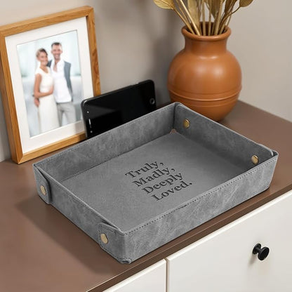 Engraved Leather Valet Tray for Couples – Personalized Catchall with Custom Name – Organizer for Keys, Wallet, Jewelry – Romantic Gift – Grey