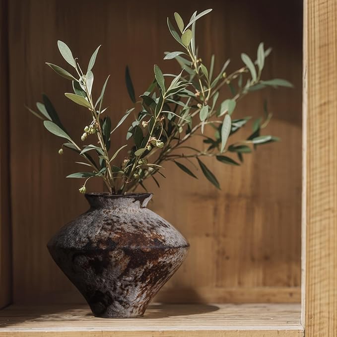 Wabi Sabi Rusty Vintage Vase, 6.1" Tall Wabi Sabi Decor Rustic Farmhouse Pottery Vase for Centerpiece, Textured Pottery Flower Vases for Home Decorative, Table, Living Room, Bedroom, Bathroom, Kitchen