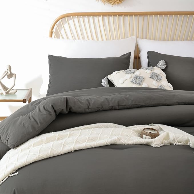 ROSGONIA Charcoal Grey Twin/Twin XL Comforter Set for Girls Boys, 1 Dark Gray Comforter & 1 Pillowcase, Lightweight Kids Comforter Soft Dorm Bedding