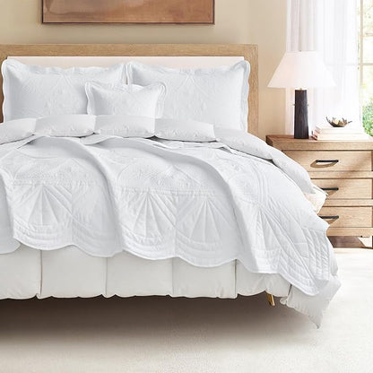 Oversized Bedspread - Queen Size Bedding Cover - Modern & Contemporary Coverlet Set, Real Stitching, Reversible, Lightweight, 5 Piece, White