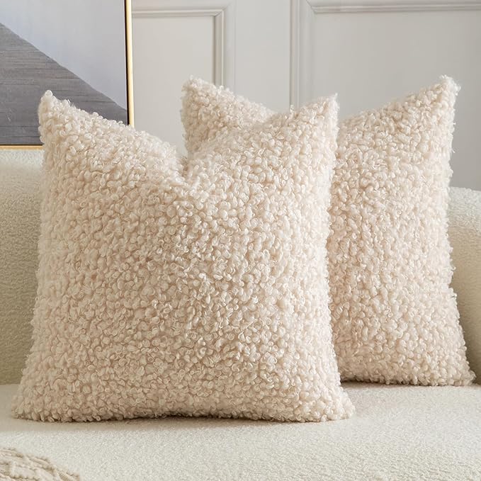 Yaertun Pack of 2 Faux Fur Throw Pillow Covers Decorative Sherpa Boucle Pillow Covers Fuzzy Soft Pillowcases Sheepskin Fleece Cushion Case for Couch Sofa Bed Living Room 26x26 Inch Beige