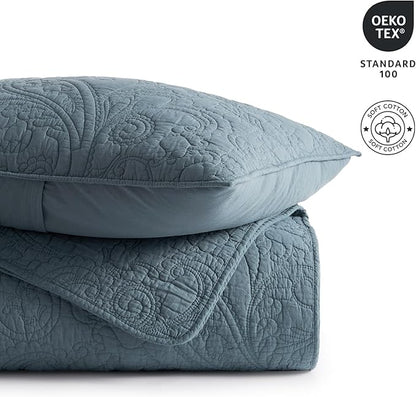 EVERGRACE 100% Cotton Paisley Quilt Set, Queen Size 3 Piece Set – Prewashed Lightweight Bedspread with 2 Shams, Soft & Breathable Matelasse Coverlet for All-Season Comfort, Stormy Blue
