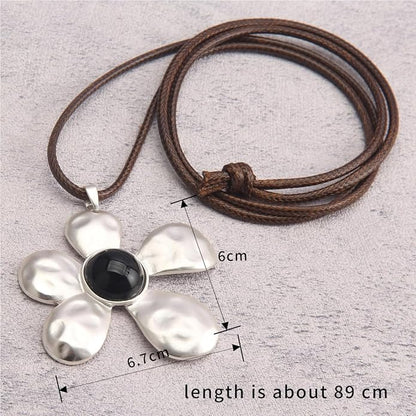 Leather Necklace for Women Boho Choker Necklace Long Cord Leather Pendant Bohemian Neckalce Vintage Alloy Pendant Leather Rope Necklace Wooden Necklaces for Women