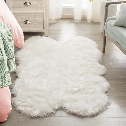 White Fluffy Washable Shag Area Rugs for Bedroom Faux Sheepskin Fur Rug 4x6 Furry Nursery Rug Teen Room Home Décor