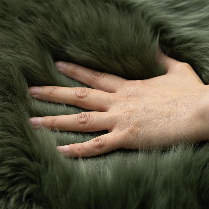 Genuine Sheepskin Rug New Zealand Fluffy Lambskin Rug, Natural Luxury Sheepskin Throw for Bedroom Living Room Children's Room - Premium Area Rug Chair Cover (2×3 Feet, Forest Green)