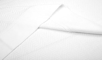 Threadmill Luxury Cotton Blankets for Twin Size Bed | All-Season 100% Cotton Twin Blanket for Bed | Herringbone Soft & Cozy Fall Thermal Blanket, 350GSM, 68x92 inches | White