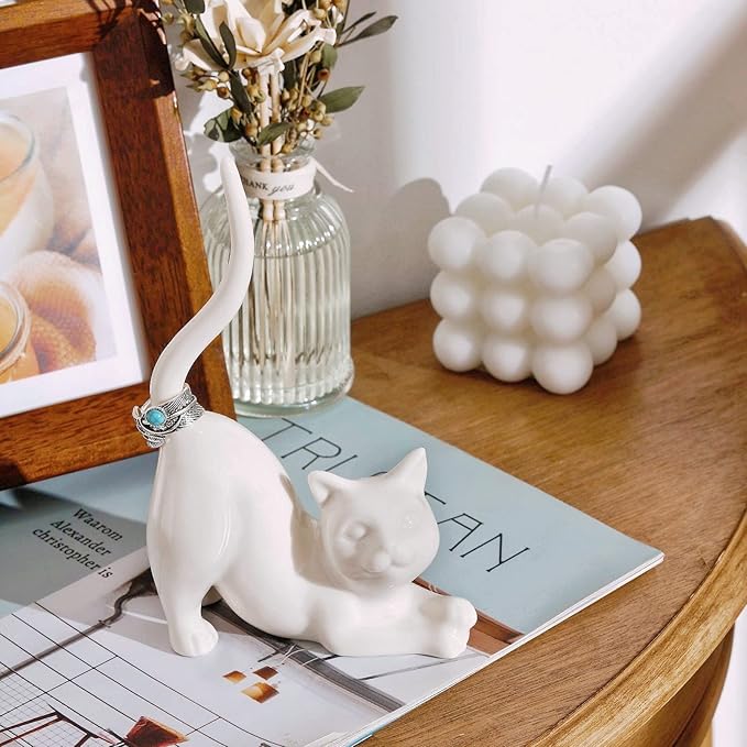 PUDDING CABIN Cat Mom Gift for Women, Cat Ring Holder Wedding Ring Stand Lover Gift For Women Friends Birthday Christmas Valentines Gift, Figurine Room Decor